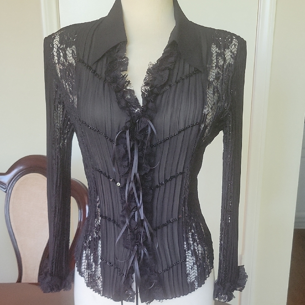 Elegant Black Lace Women's Top